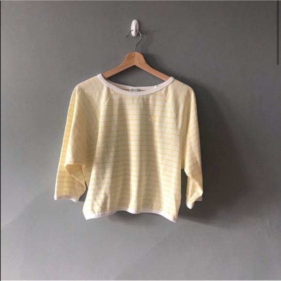 Vintage Tops - vintage nike striped yellow top